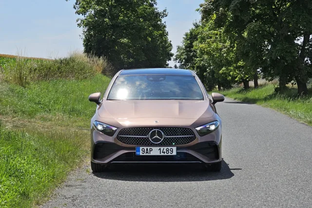 Test Mercedes-Benz A 200 (2023)