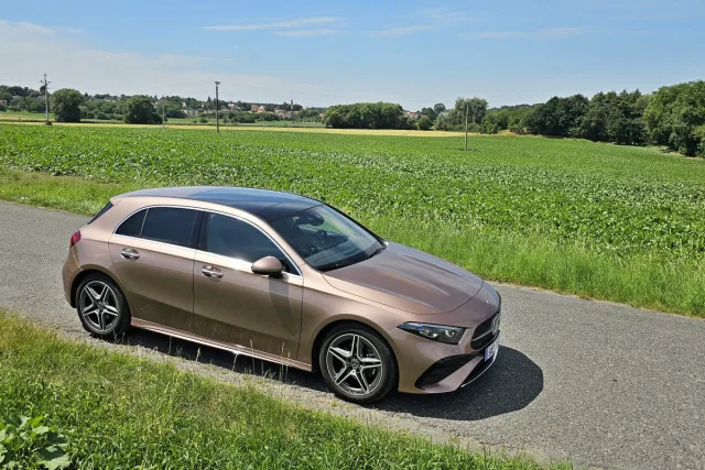 Test Mercedes-Benz A 200 (2023)