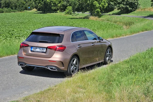 Test Mercedes-Benz A 200 (2023)