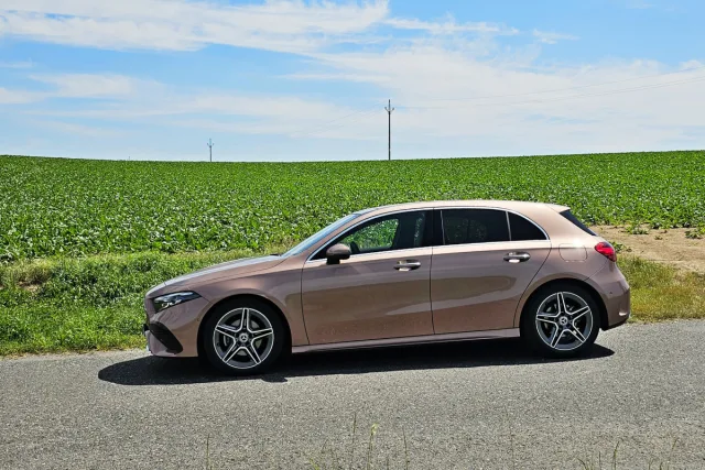 Test Mercedes-Benz A 200 (2023)