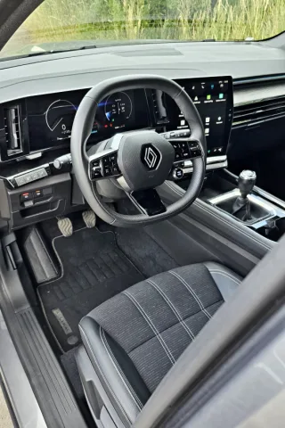 Test Renault Austral Techno TCe 140 (2023)