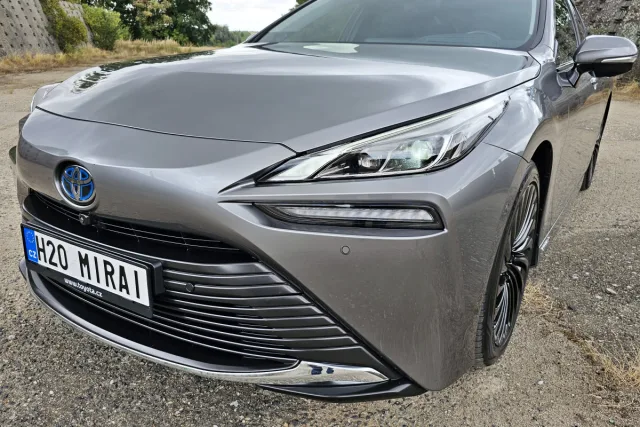 Test Toyota Mirai | vodík (2023)