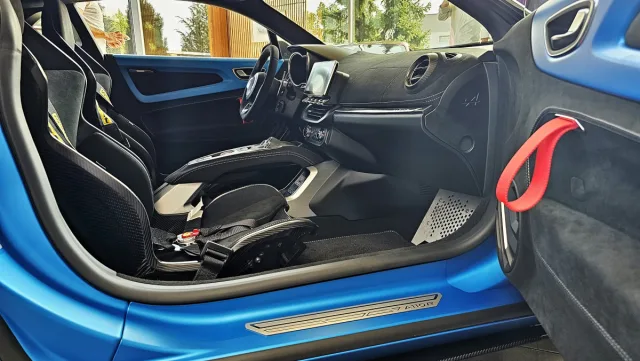 Alpine A110 R