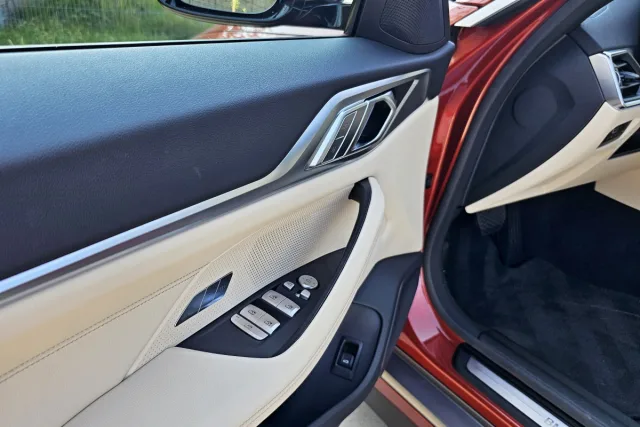 Test BMW i4 eDrive35 | elektromobil (2023)
