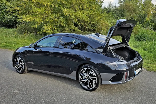 Test Hyundai IONIQ 6 Power 4×4 | elektromobil (2023)
