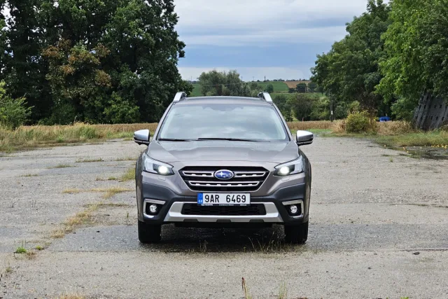 Test Subaru Outback 2.5i Executive (2023)