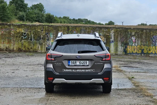 Test Subaru Outback 2.5i Executive (2023)