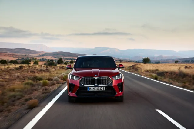 BMW iX2