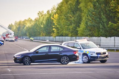 PIT_manevr-Skoda-Policie_CR