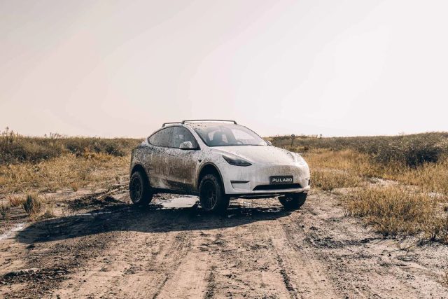 Pu.Labo Tesla Model Y