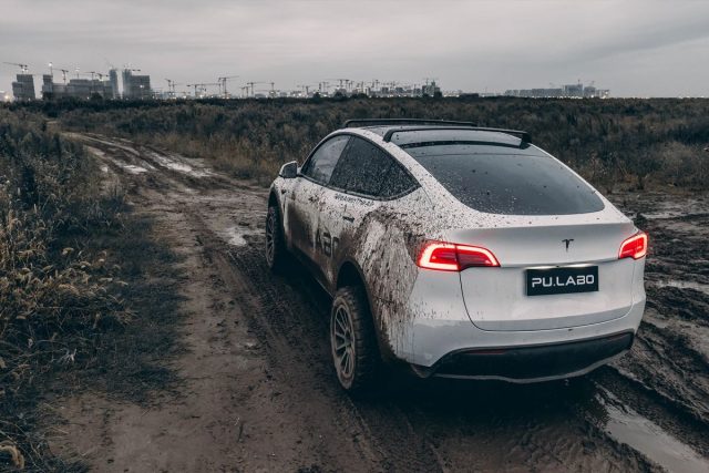 Pu.Labo Tesla Model Y