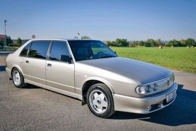 Tatra T700 na prodej v aukci | Retro garáž | listopad 2023