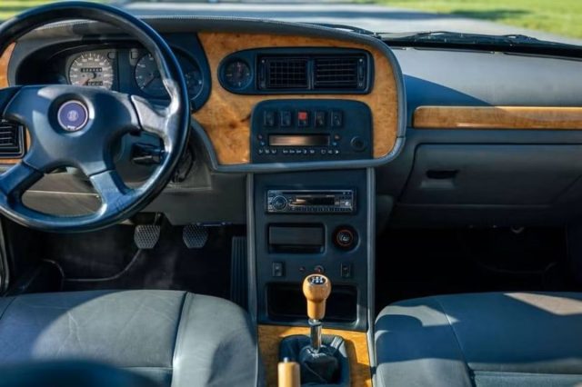 Tatra T700 na prodej v aukci | Retro garáž | listopad 2023