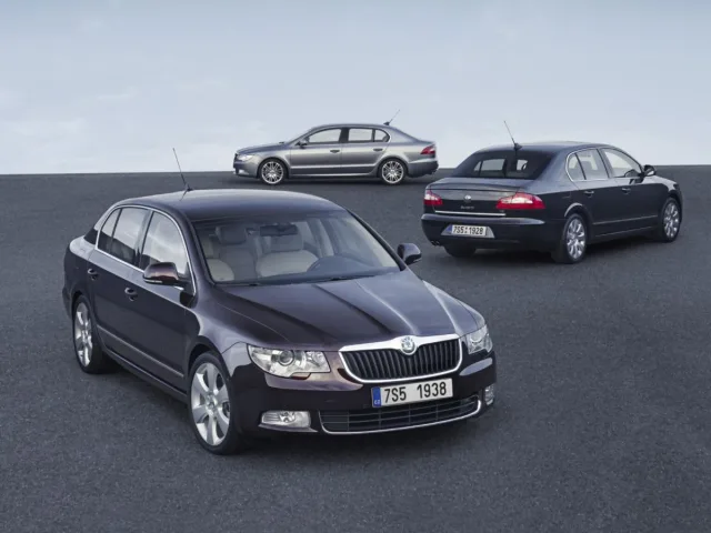 Škoda Superb druhé generace před faceliftem