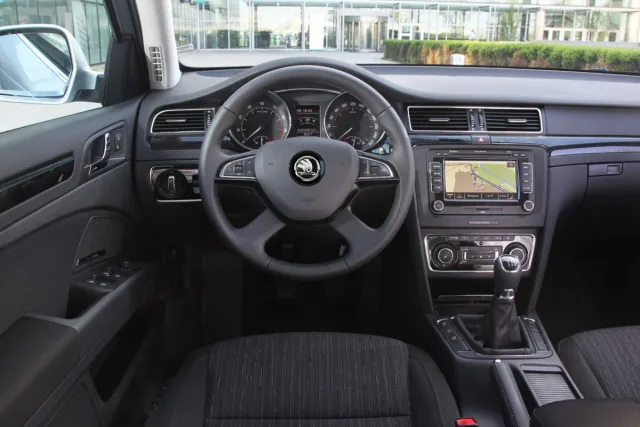 Škoda Superb druhé generace před faceliftem