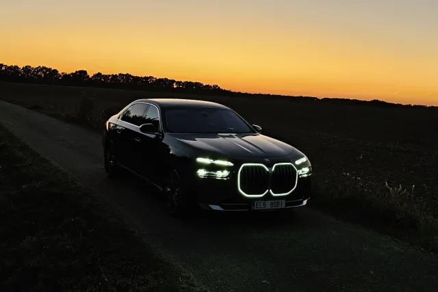 Test BMW 750e xDrive | plug-in hybrid (2023)