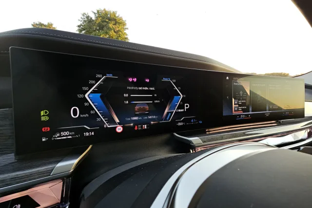 Test BMW 750e xDrive | plug-in hybrid (2023)