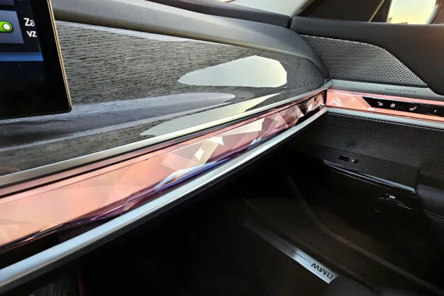 Test BMW 750e xDrive | plug-in hybrid (2023)