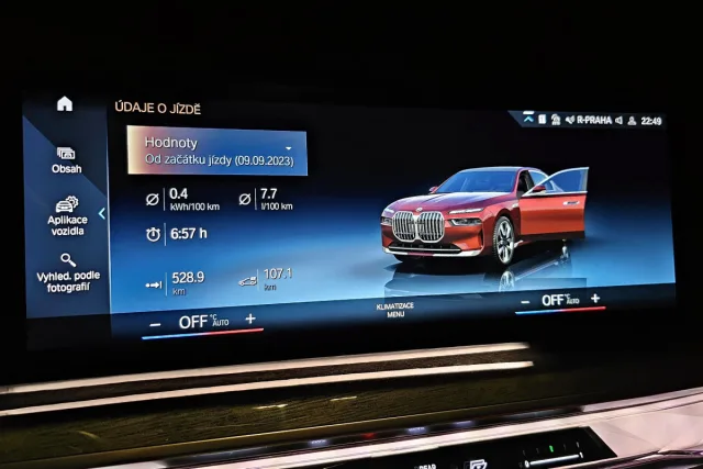 Test BMW 750e xDrive | plug-in hybrid (2023)