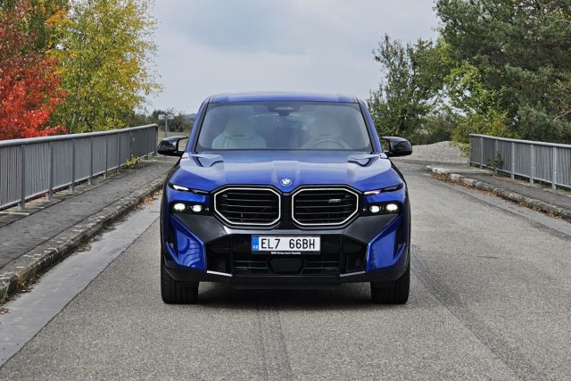 Test BMW XM (2023)
