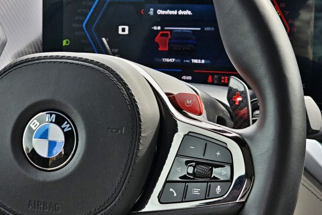 Test BMW XM (2023)