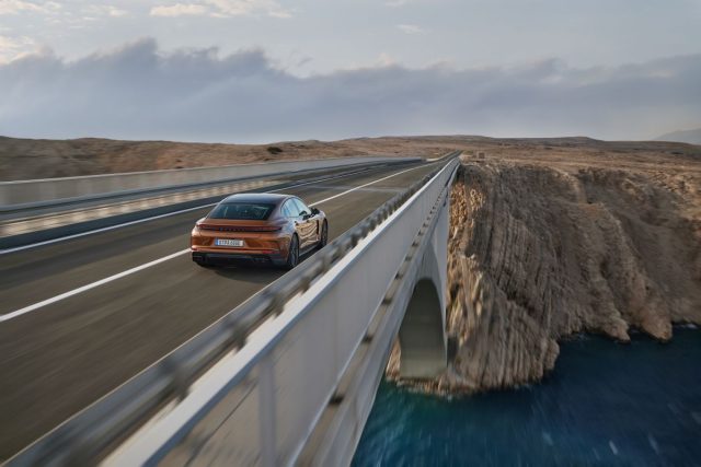 2024 | Porsche Panamera