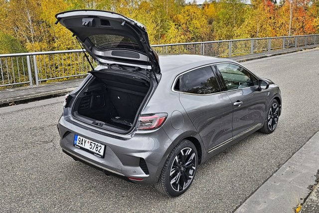 Test Renault Clio E-Tech full hybrid 145 (2023)