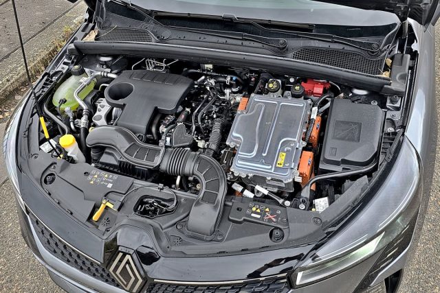 Test Renault Clio E-Tech full hybrid 145 (2023)