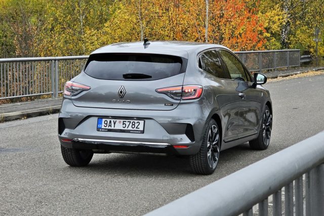 Test Renault Clio E-Tech full hybrid 145 (2023)