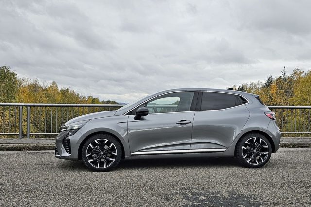 Test Renault Clio E-Tech full hybrid 145 (2023)