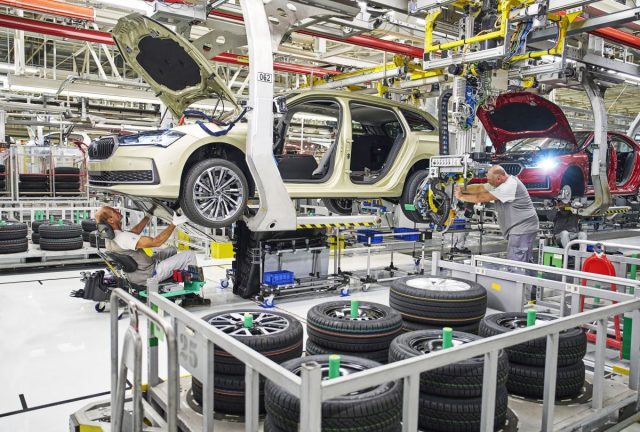 Škoda zahajuje v Bratislavě výrobu zcela nového Superbu