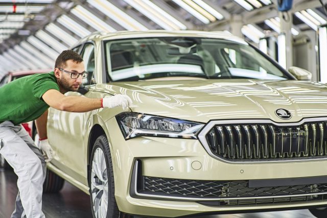 Škoda zahajuje v Bratislavě výrobu zcela nového Superbu