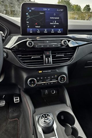 Test Ford Kuga Graphite Tech 2.5 Duratec Hybrid AWD (2023)