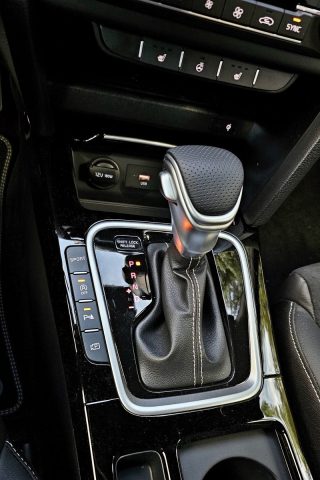 Test Kia Ceed SW 1.5 T-GDI 7DCT (2023)