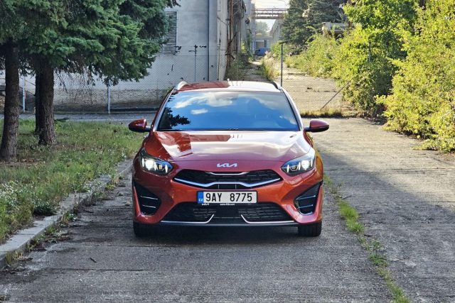 Test Kia Ceed SW 1.5 T-GDI 7DCT (2023)
