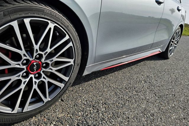 Test Kia ProCeed GT 1.6 T-GDI DCT (2023)