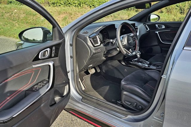 Test Kia ProCeed GT 1.6 T-GDI DCT (2023)