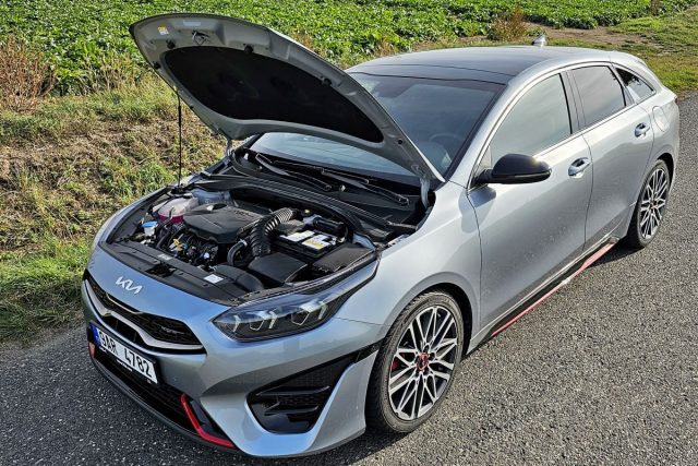 Test Kia ProCeed GT 1.6 T-GDI DCT (2023)