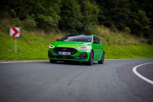 Ford Focus ST Track Pack s nastavitelným podvozkem jsme vzali na Severní smyčku Nürburgringu | Foto: Hugo Kottás