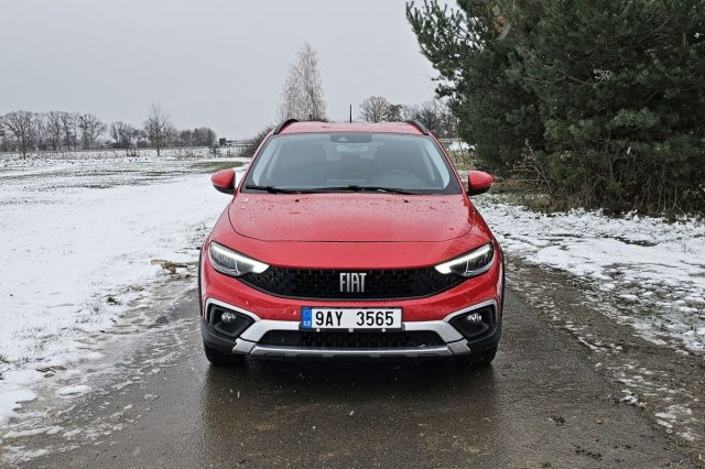 Test Fiat Tipo 1.5 GSE T4 MHEV (RED) (2023)
