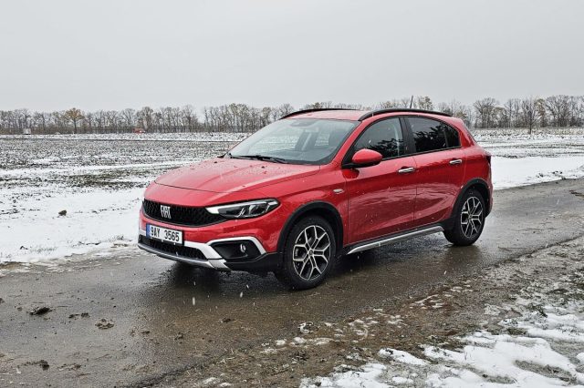 Test Fiat Tipo 1.5 GSE T4 MHEV (RED) (2023)
