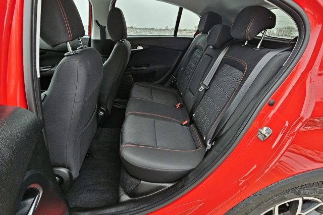 Test Fiat Tipo 1.5 GSE T4 MHEV (RED) (2023)