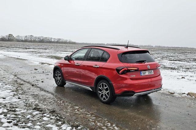 Test Fiat Tipo 1.5 GSE T4 MHEV (RED) (2023)