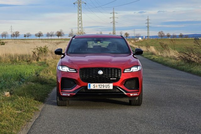 Test Jaguar F-Pace D300 (2023)