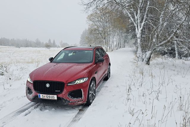 Test Jaguar F-Pace D300 (2023)