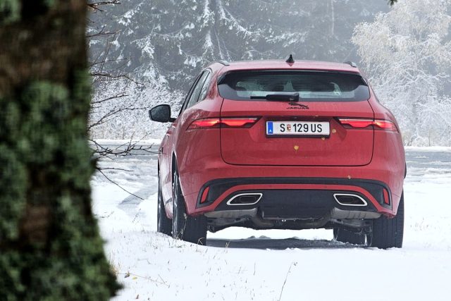Test Jaguar F-Pace D300 (2023)