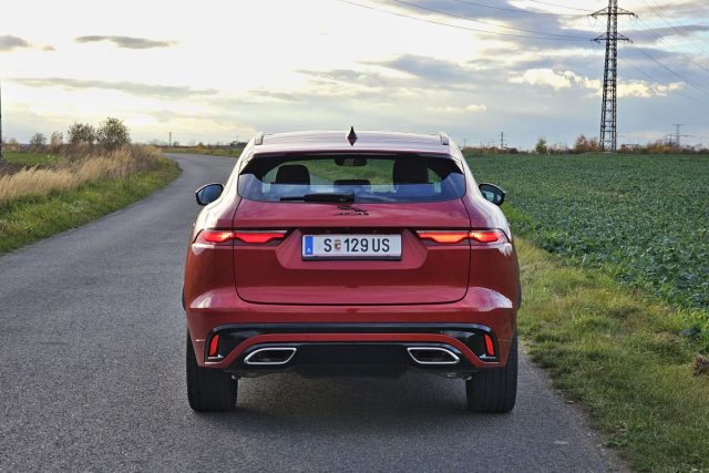 Test Jaguar F-Pace D300 (2023)