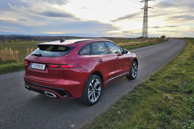 Test Jaguar F-Pace D300 (2023)
