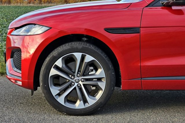 Test Jaguar F-Pace D300 (2023)