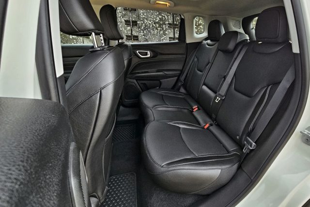 Test Jeep Compass 4xe 1.3 Turbo 240k | plug-in hybrid (2023)